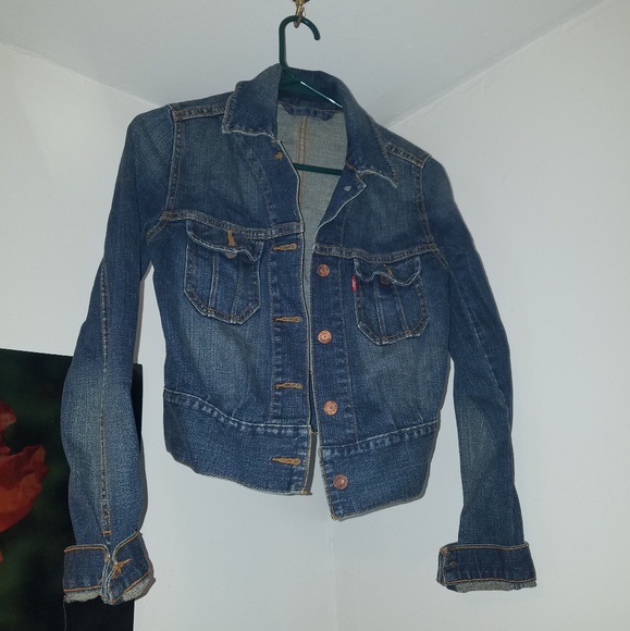 Levi's Jackets & Blazers - Levi's Jean jacket Levi's Jackets & Blazers - Levi's Jean jacket